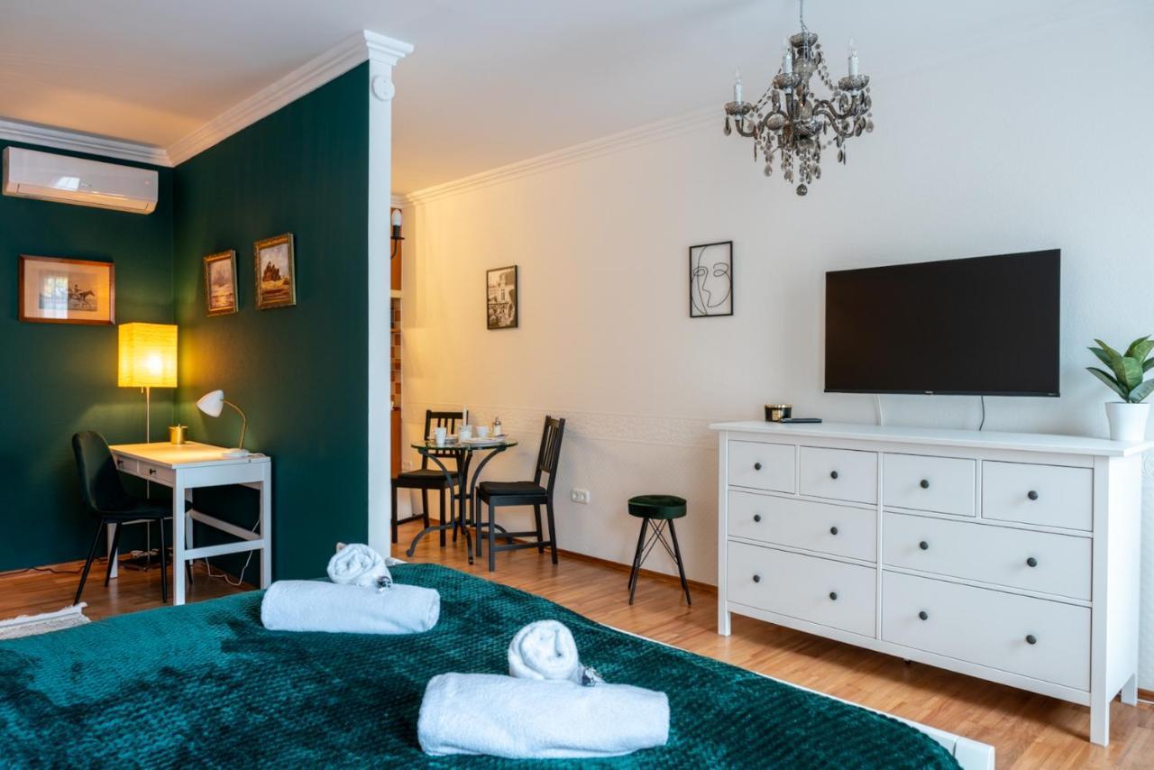 Romantic Studio Secret Garden Budapest Extérieur photo