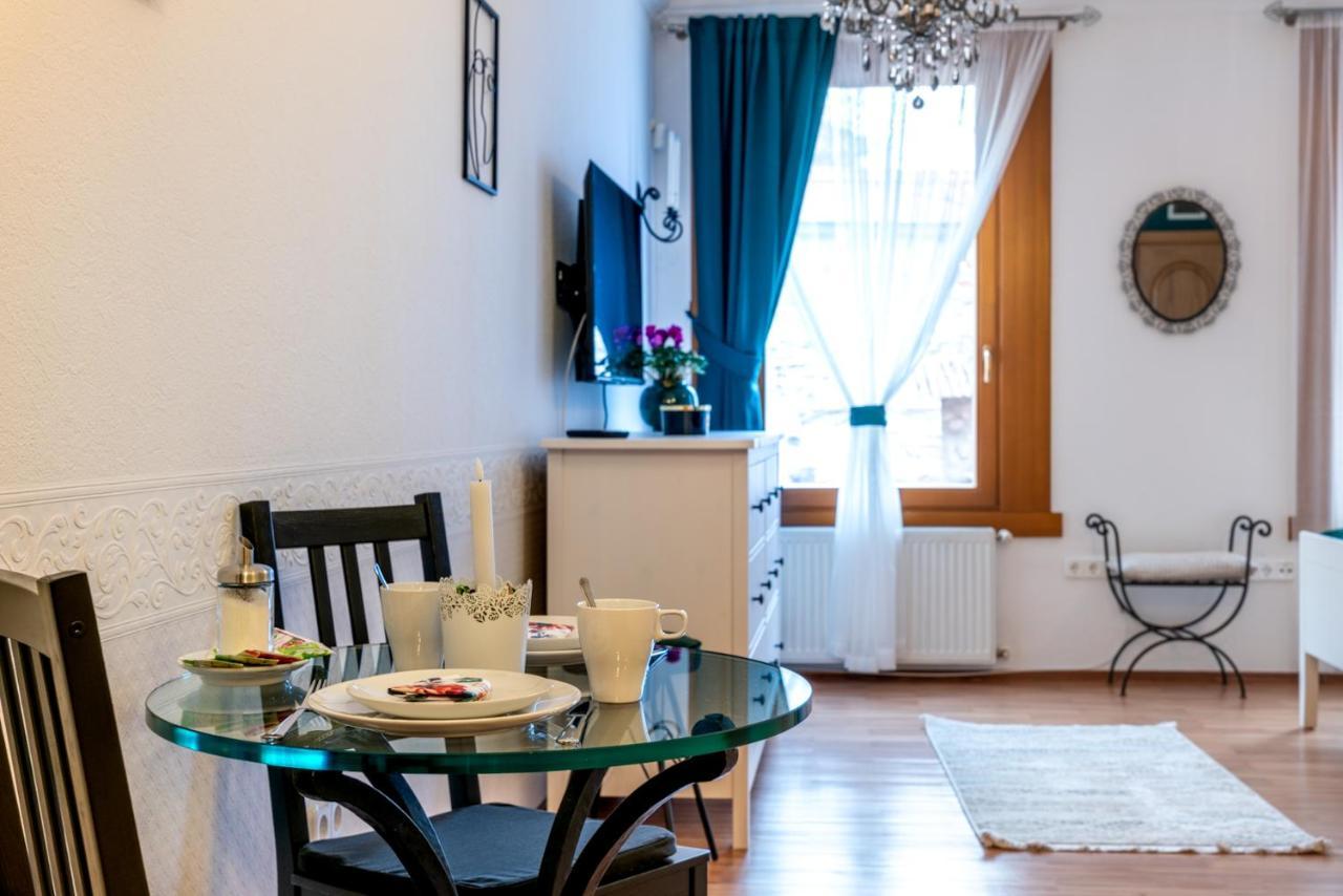 Romantic Studio Secret Garden Budapest Extérieur photo