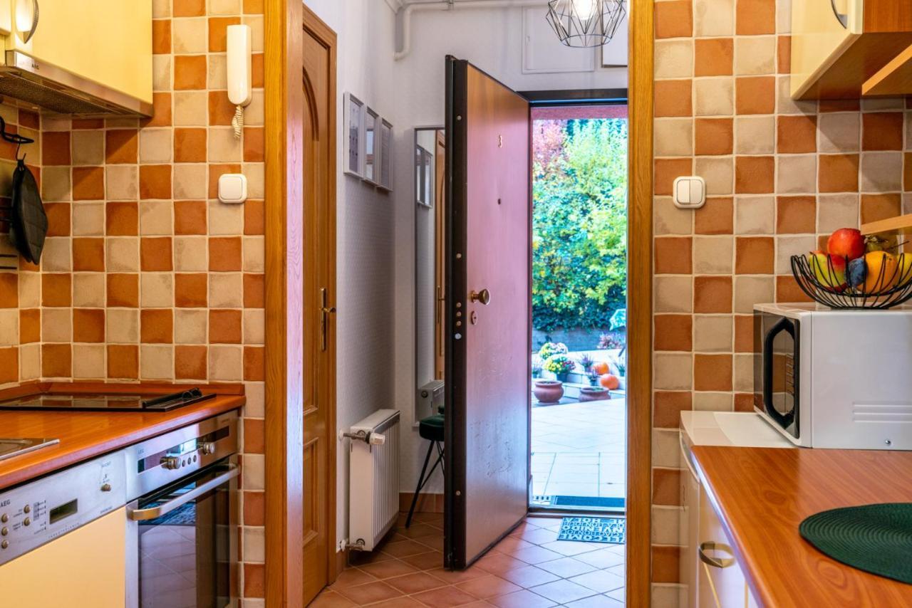 Romantic Studio Secret Garden Budapest Extérieur photo